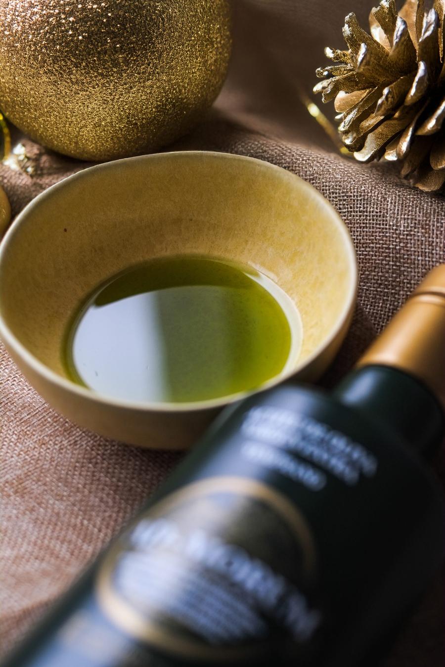 Aceite de oliva Navidad — fotografía de producto Sevilla