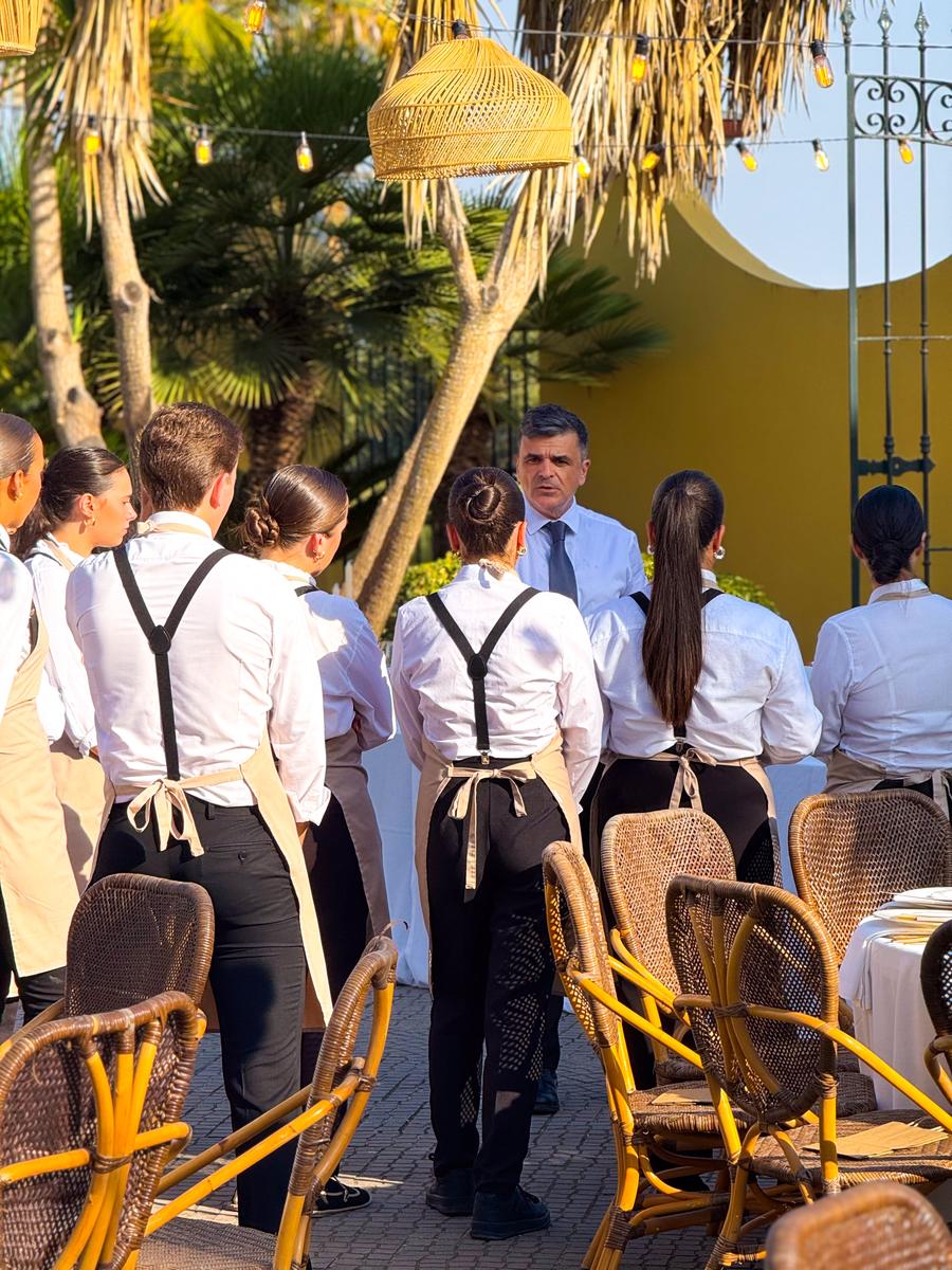 Boda servicio de camareros — fotografía de eventos Sevilla